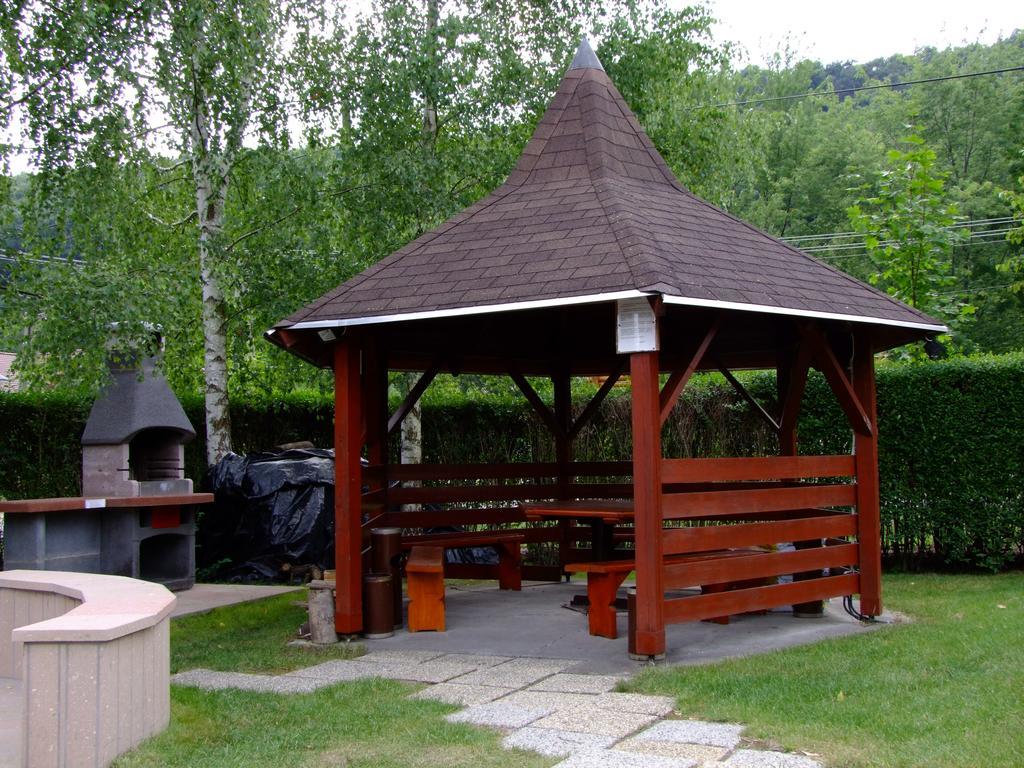 Rajna Apartmanhaz Bogács Exterior foto