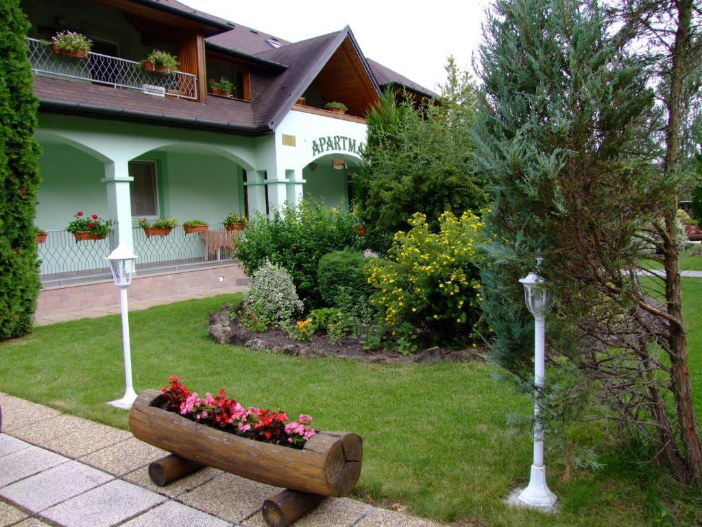 Rajna Apartmanhaz Bogács Exterior foto